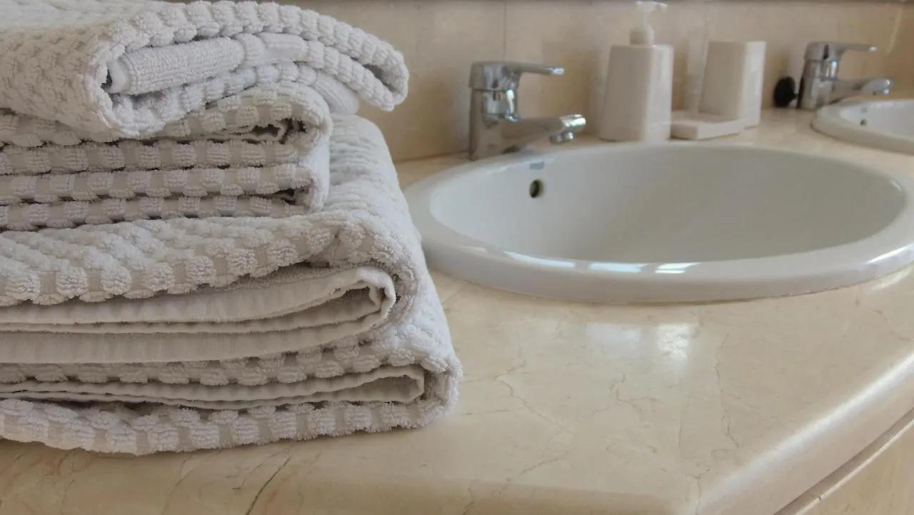 Meyer'S Apartments Marbella - Serviced Luxury Homes Benahavis
