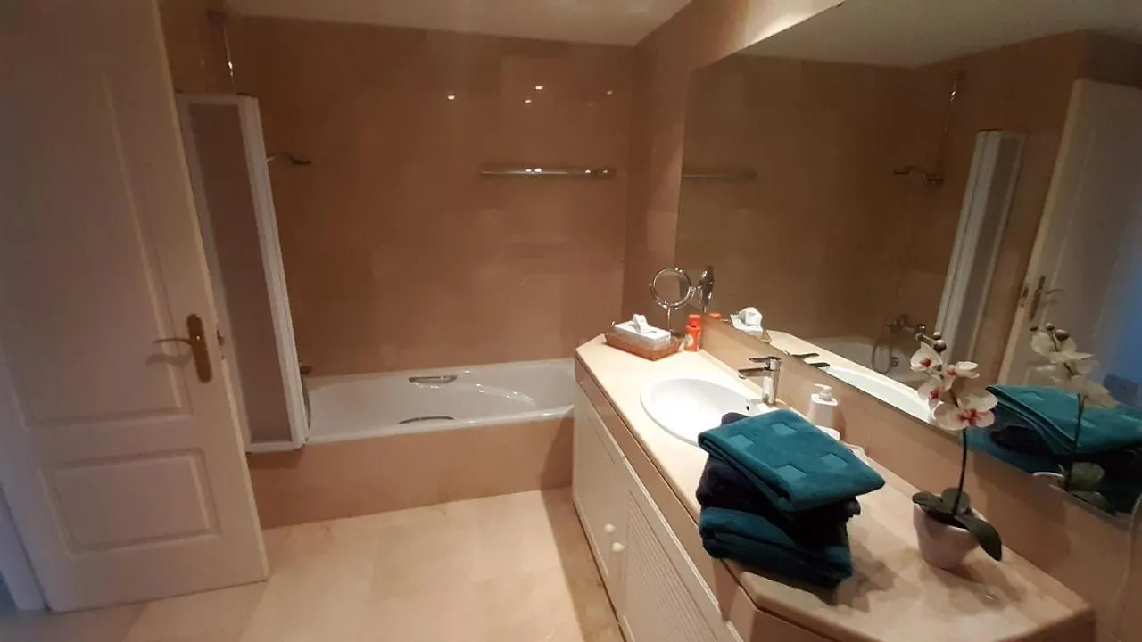 Meyer'S Apartments Marbella - Serviced Luxury Homes Benahavis 0*,  Spain
