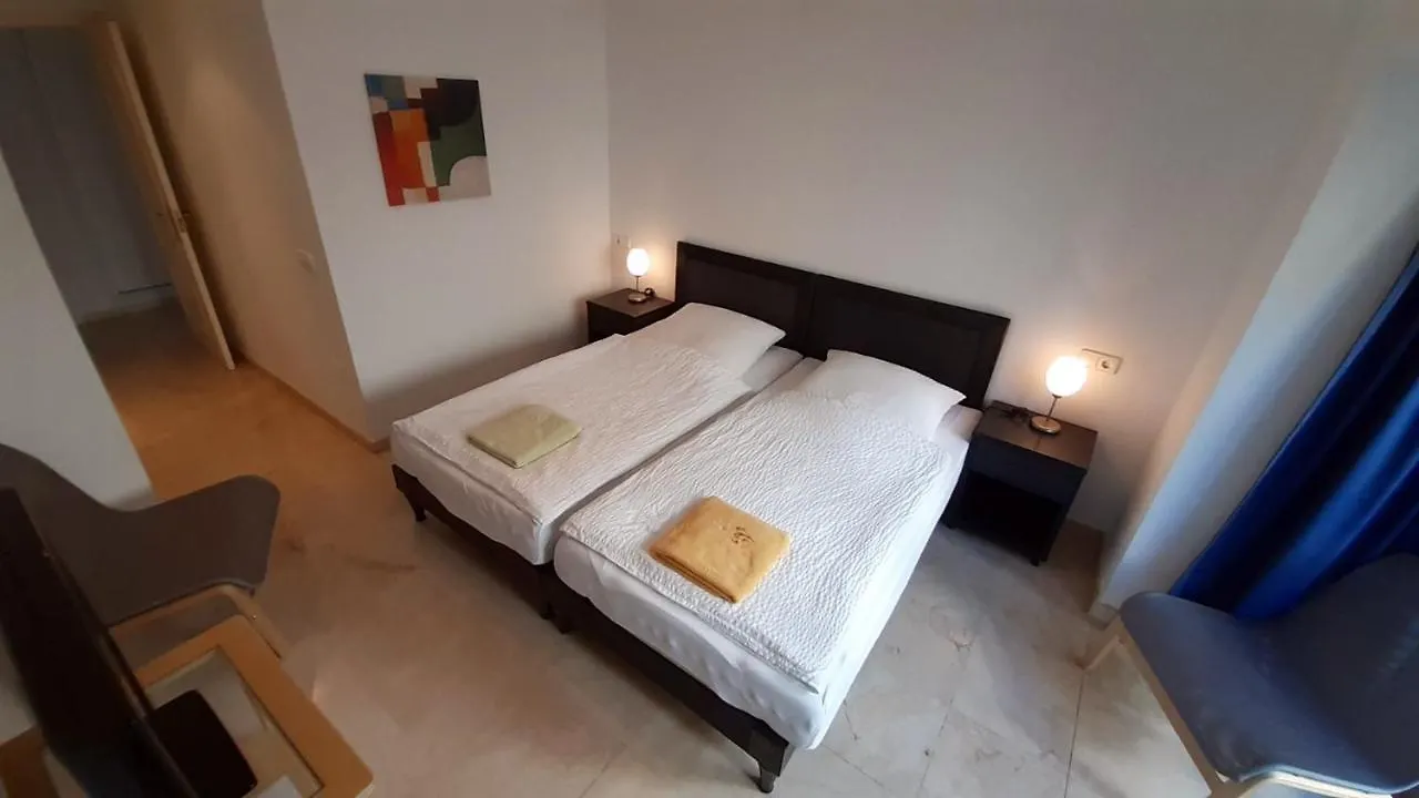 Meyer'S Apartments Marbella - Serviced Luxury Homes Benahavis